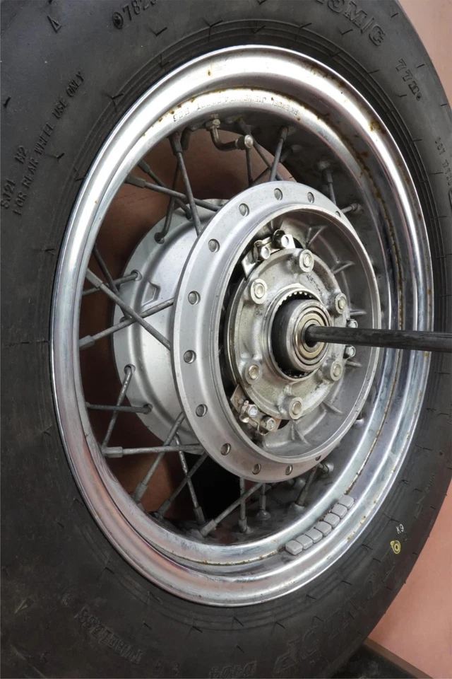 Llanta trasera Dunlop 170/80-15 Suzuki Boulevard C50 VL800 2005-2009 Foto 4 de 4