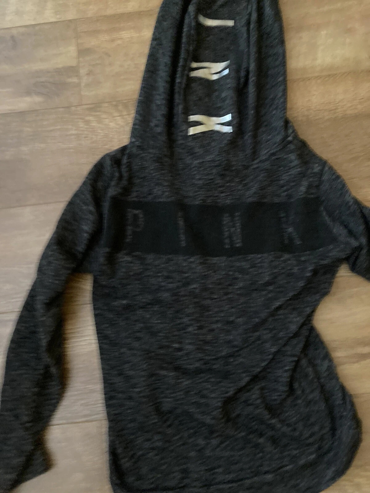 UNDERCOVER Felpa con cappuccio Victoria Secret rosa con zip scritta sul retro cappuccio taglia S