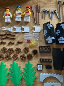 Lego Pirates: 6273 Rock Island Refuge- 100% Complete & Correct- Super Condition