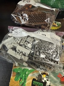 LEGO Adventurers: Dino Research Compound (5987) Missing 1 Piece with Manual