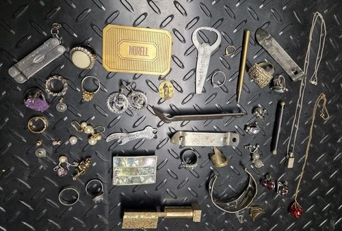 Vtg. Costume Jewelry Lot & Other Interesting Vintage Items Lot.