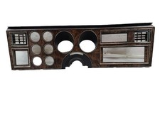 New Yrk-r 1988 Radiospeedometertemperature Dash Bezel With Vents 582295