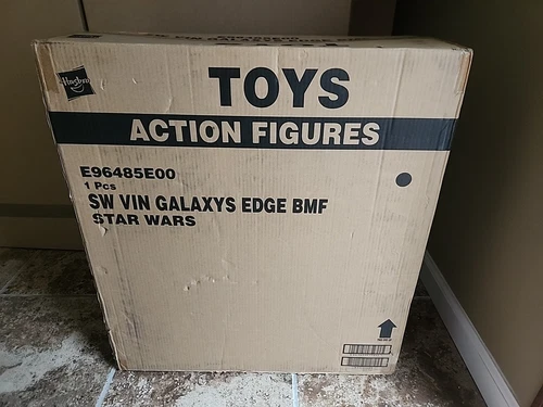 Star Wars The Vintage Collection  Galaxy’s Edge MILLENNIUM FALCON Smugglers Run!