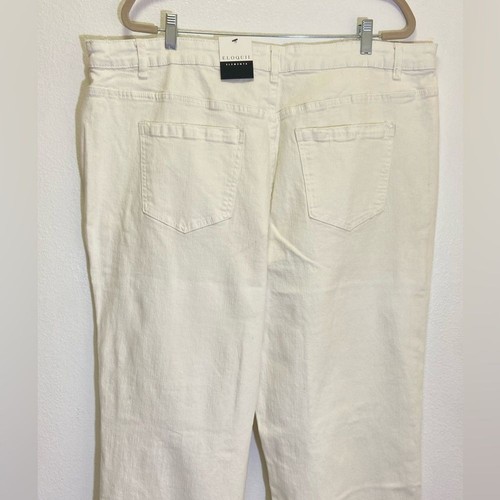ELOQUII - Distressed Jeans mit geraden Beinen - Größe 22 neu mit Etikett - Bild 8 von 8