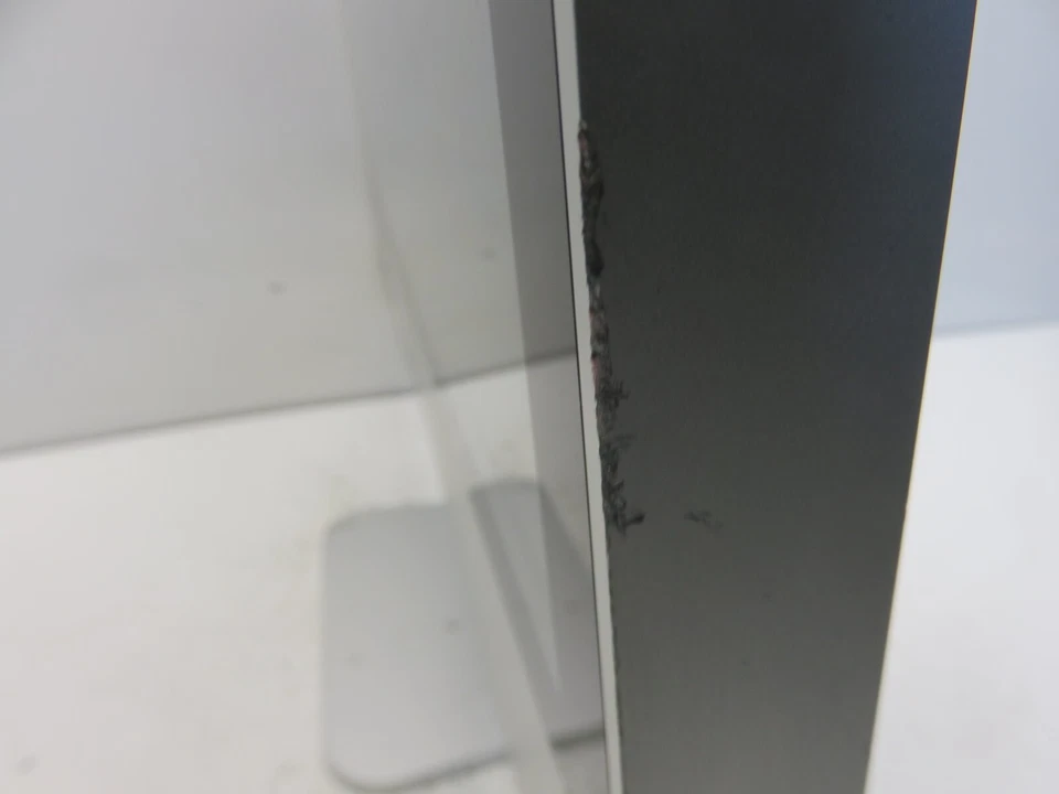 Apple iMac A1224 Intel Core 2 Duo 2.4 2GB 250 GB MacOS 10.8 ATI Radeon 2400XT - Image 3 of 4