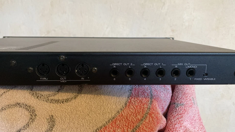 Roland U-220 Soundmodul Sound Expander Synthesizer, gebraucht - Bild 4 von 4