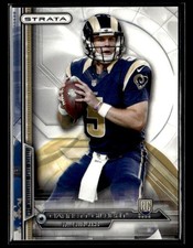 2014 Topps Strata #136 Garrett Gilbert Rookie Card St. Louis Rams. rookie card picture