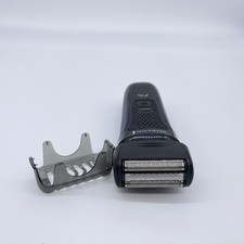 Remington Elektrischer Rasierer [Nass- & Trocken Rasierapparat | 100% wasserdich