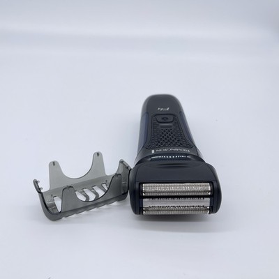 Remington Elektrischer Rasierer [Nass- & Trocken Rasierapparat | 100% wasserdich