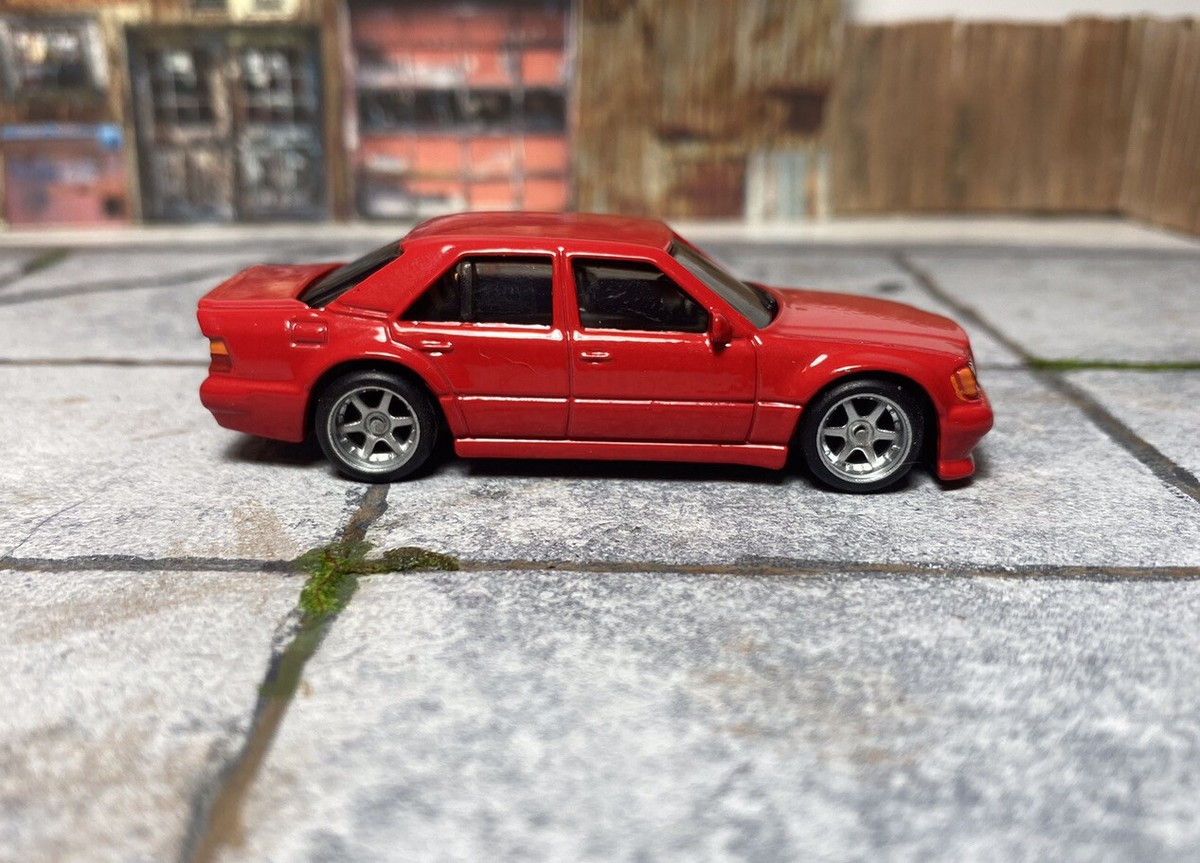 Hot Wheels Mercedes-Benz 500 E Super Custom with Real Riders | eBay