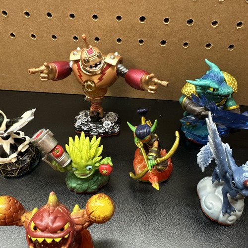 Skylanders Mixed Lot Of 11 - Picture 4 of 9
