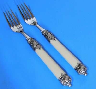 Home Essentials RENAISSANCE BONE Salad Forks Set of 2