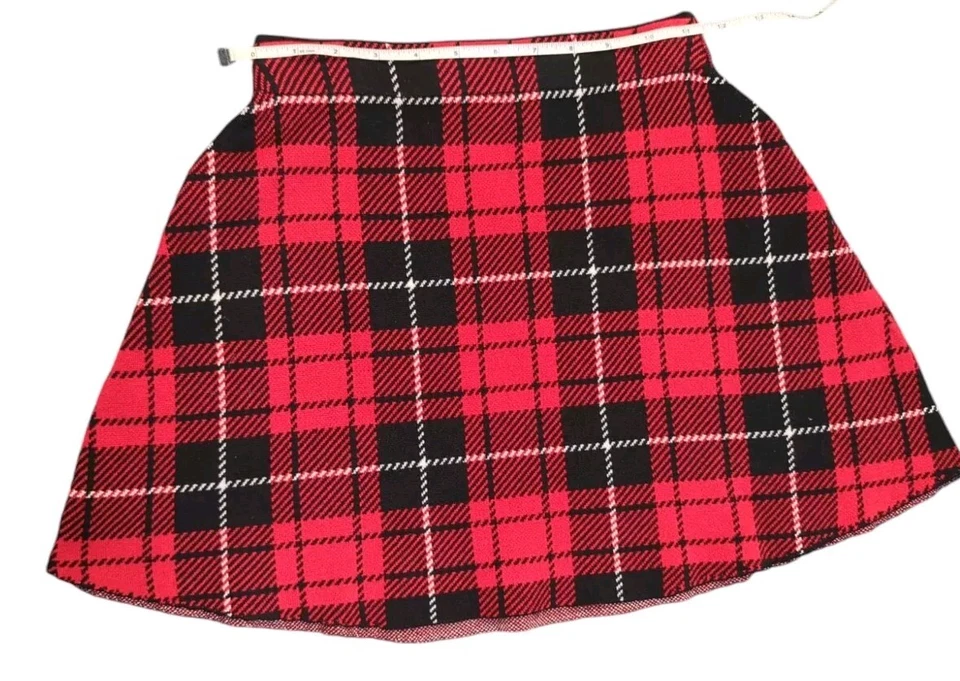 Minifalda a cuadros H&M para mujer talla XXS Preppy línea A roja anime grunge punk Y2K años 90 Foto 3 de 4
