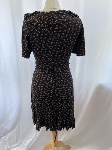 Boohoo Black Floral Dress Size 8 Ruffle Hem Short Sleeve - Picture 6 of 12