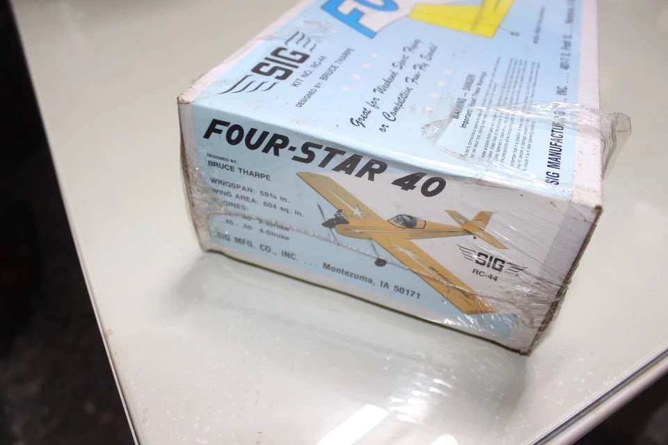 VINTAGE NIB SIG FOUR STAR 40 BALSA KIT - SEALED, NEVER OPENED - Image 4 of 4