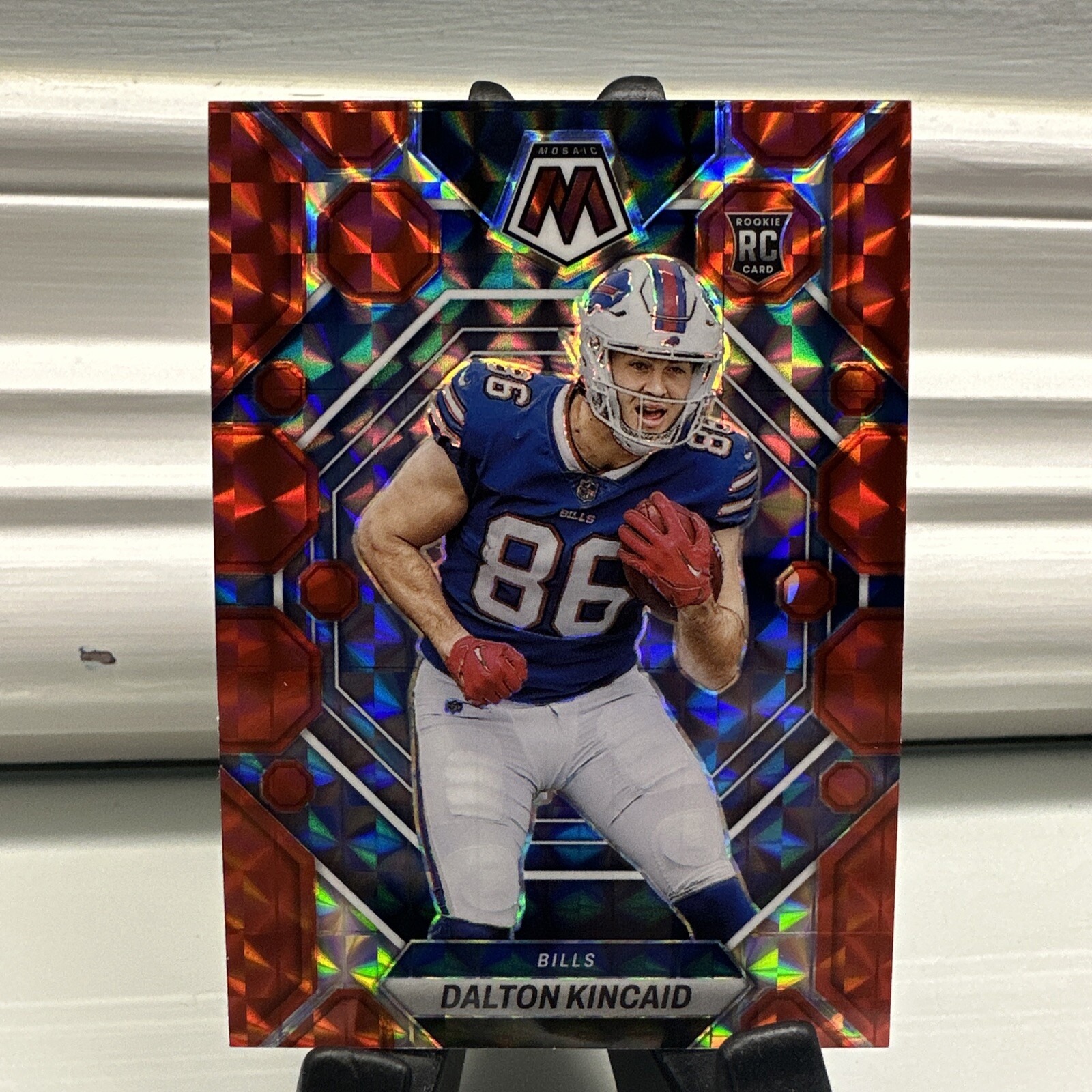 2023 Panini Mosaic #305 Dalton Kincaid Red Mosaic Buffalo Bills Utah Utes TE RC