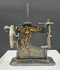 Antique Sewing Machine Fredrich Wilhelm Muller Childs Toy Salesman Sample 1675
