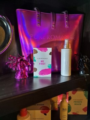 Pure Romance's Me First Plus Finger-Fit Personal Massager Rechargeable/Free Gift