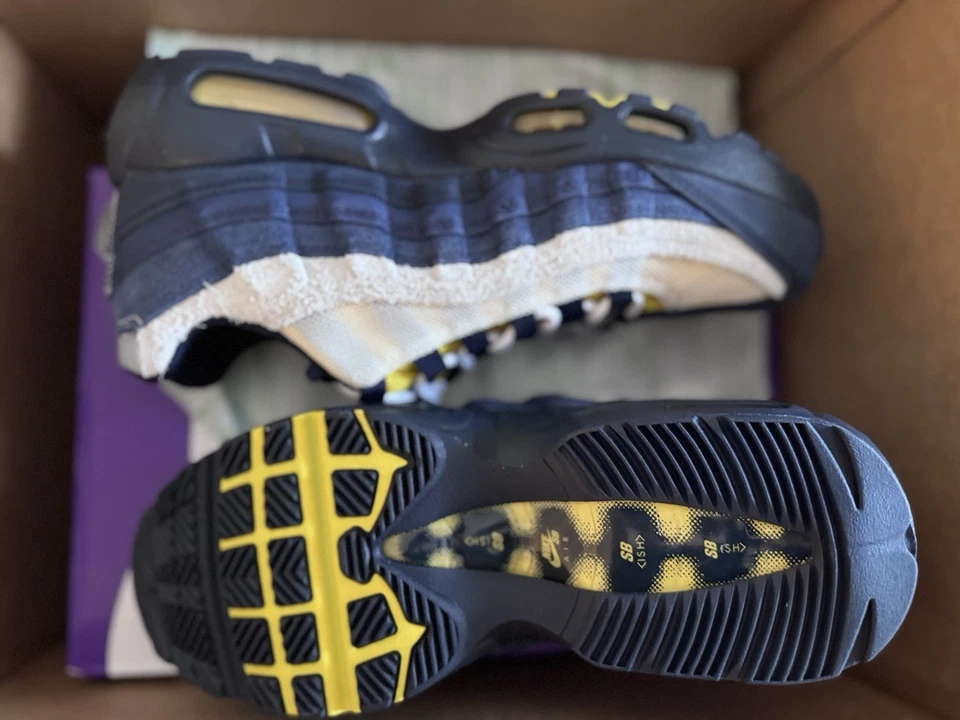 Talla 9 - Eric Koston x Nike SB x Air Max 95 Obsidian Speed Yellow Foto 2 de 4