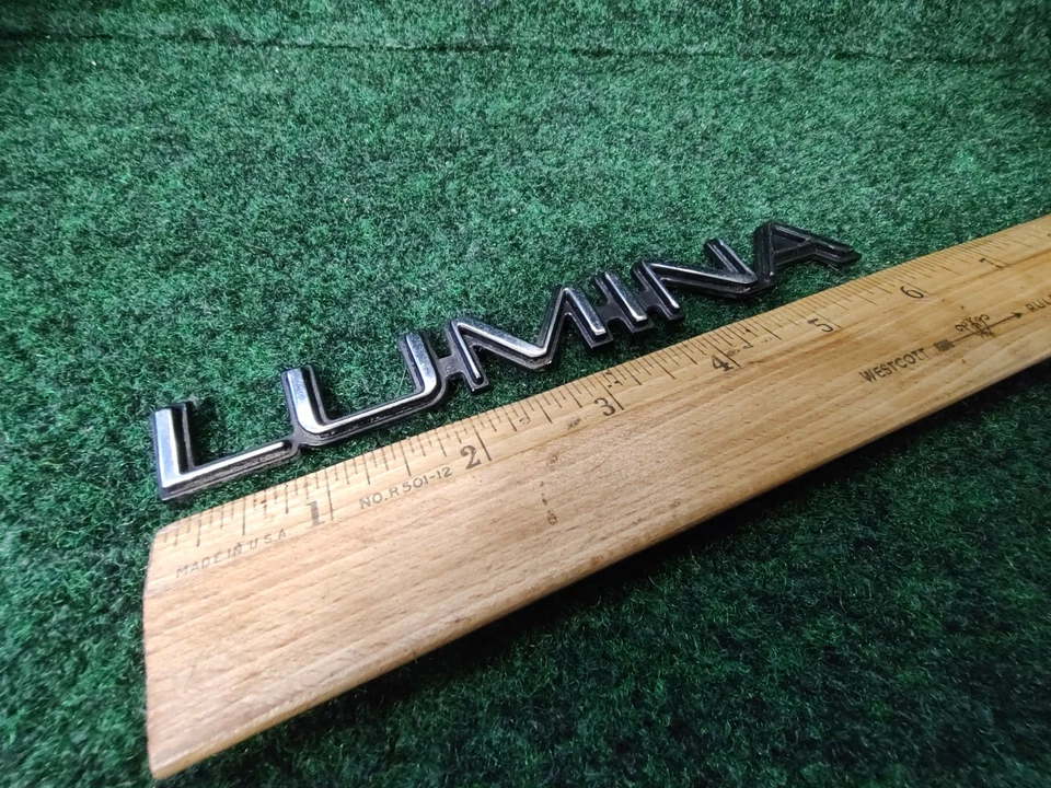 95 96 97 98 99 00 01 CHEVROLET LUMINA EMBLEMA TRASERO INSIGNIA SÍMBOLO OEM 5S6 Foto 2 de 4