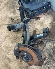 Mercedes W208   CLK    ACHSE   FEDERBEIN  MIT  QUERLENKER   LINKS