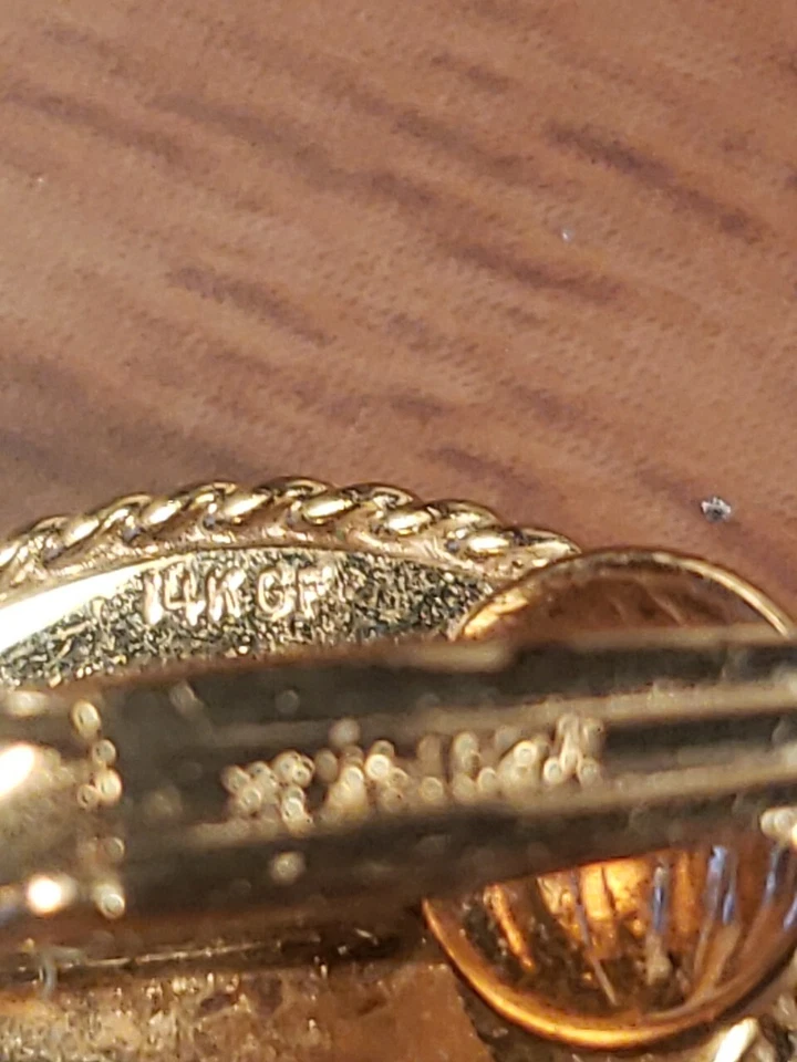 Vintage Black Onyx  1/20 14kt Gold Filled Earrings Signed CARLA - Image 3 of 4