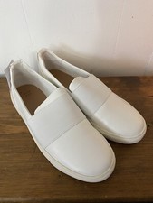 A New Day White Slip On Sneakers Womens 8 Casual Minimal Comfort Shoes Coastal