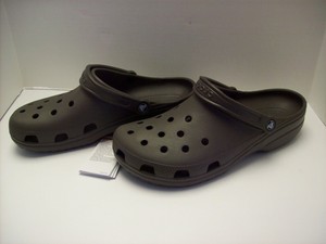 crocs chocolate