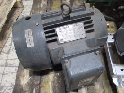 Toshiba Type IKKH Motor Y752XDSB42A-P 7.5HP 3500RPM 460V 9A 213TC Frame Used