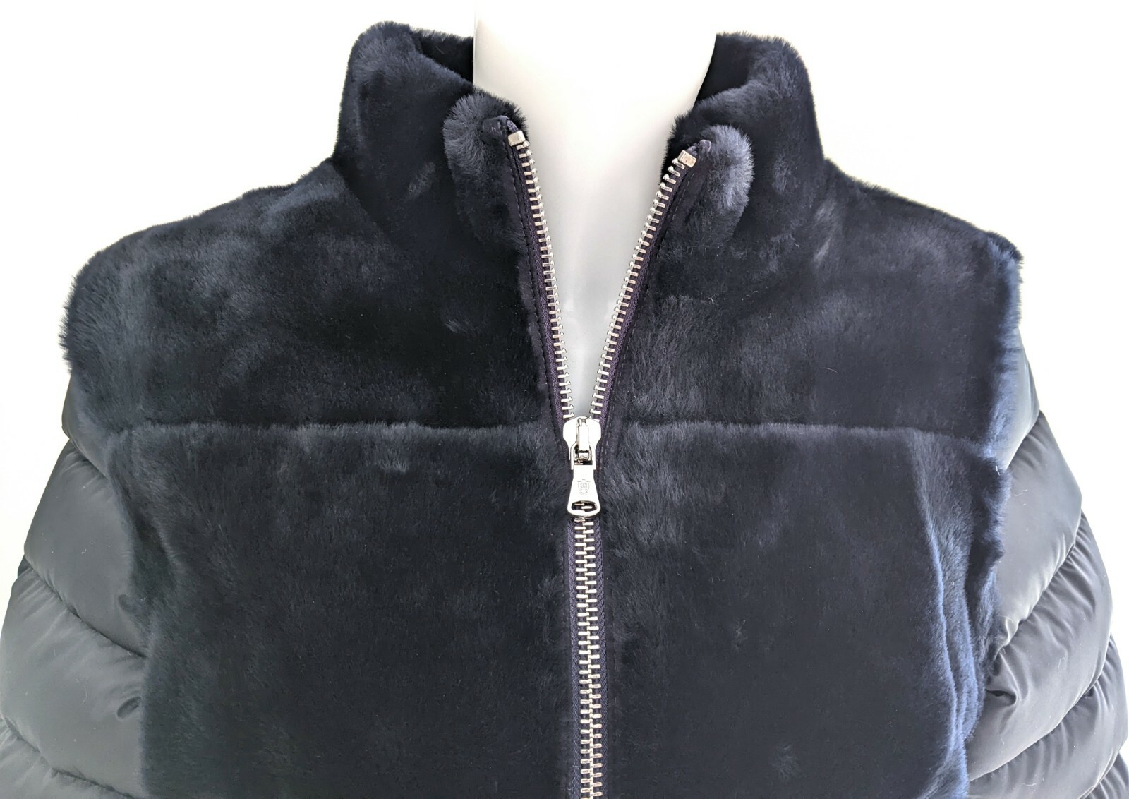 Massimo's Dutti Ladies Black Sheepskin/ Puffer Jacket Medium Brand New image 2