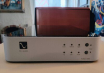PS Audio NuWave DSD DAC Silver Pristine!