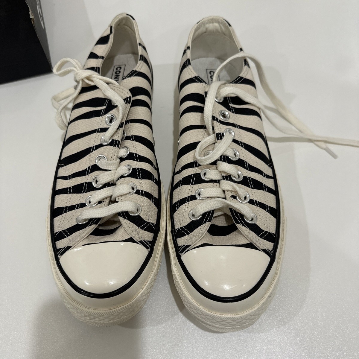 Men 9.5 Womens 11 Converse Chuck 70 OX Tiger Zebra Shoes Men 9.5 Womens 11 Converse Chuck 70 OX Tiger Zebra Shoes