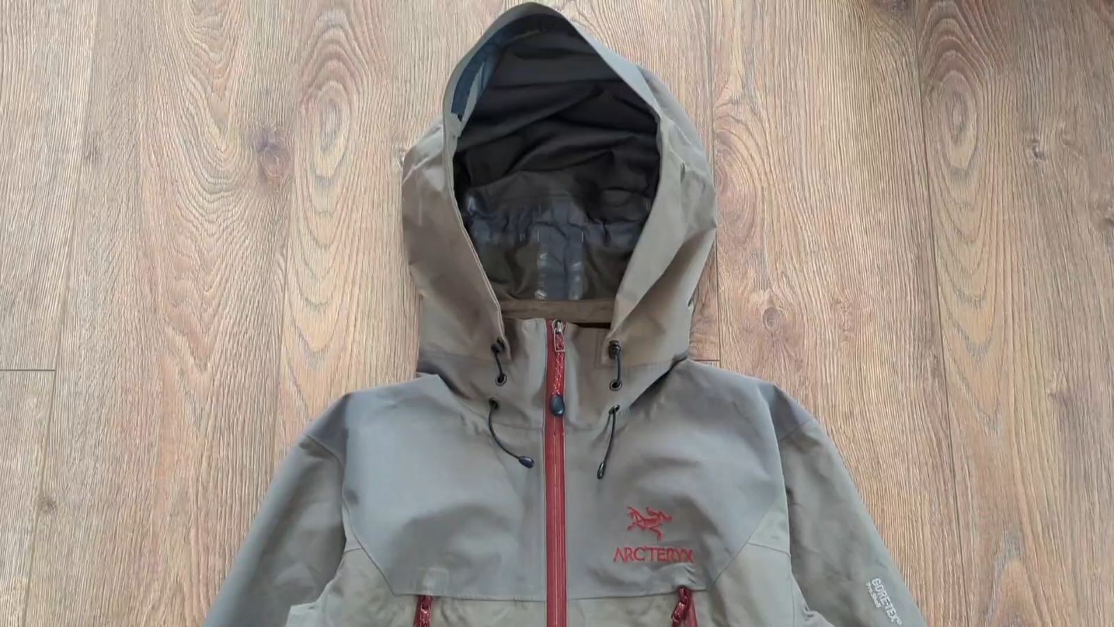 Arc'teryx Beta AR Gore Tex Pro Shell Giacca con cappuccio da donna taglia S...