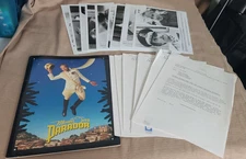 Official Movie Press Kit for MOON OVER PARADOR starring Richard Dreyfuss