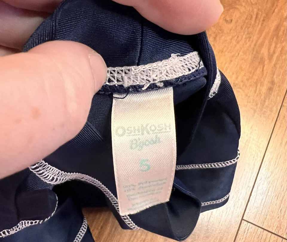 Boys Size 4  Rashgaurd  Swim Shirt Osh Kosh B Gosh  - Image 4 of 4