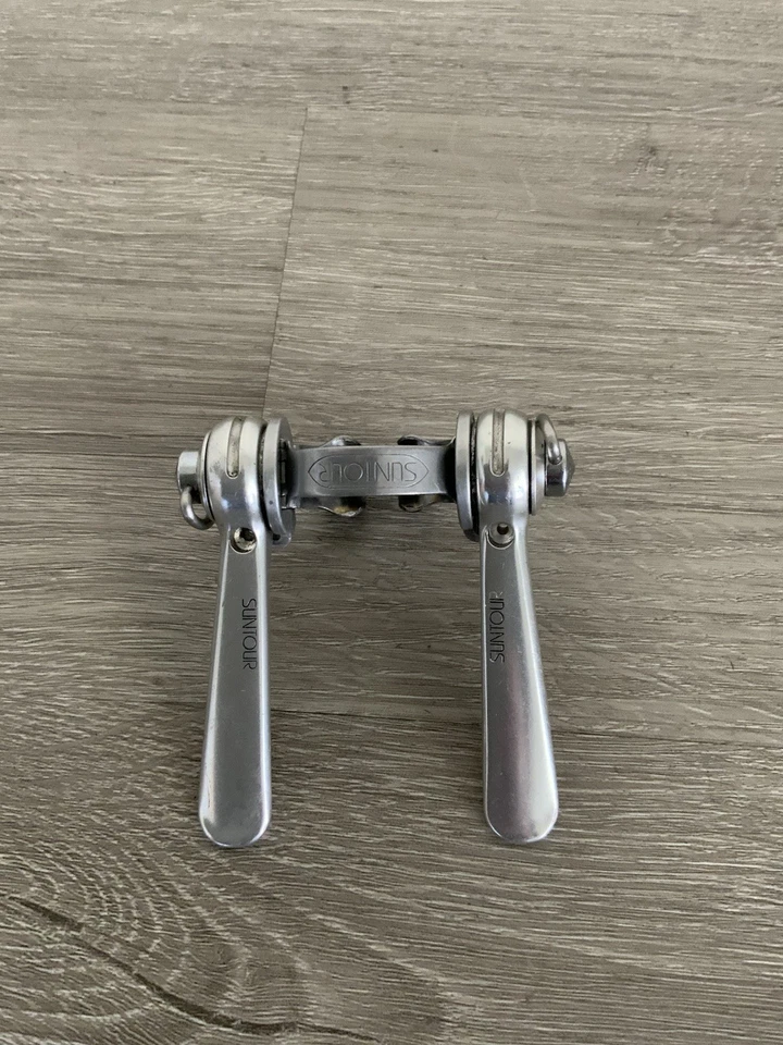 SUNTOUR SUPERBE TUBO DESCENDENTE PALANCA DE CAMBIOS ABRAZADERA FRICCIÓN PLATA Foto 2 de 4