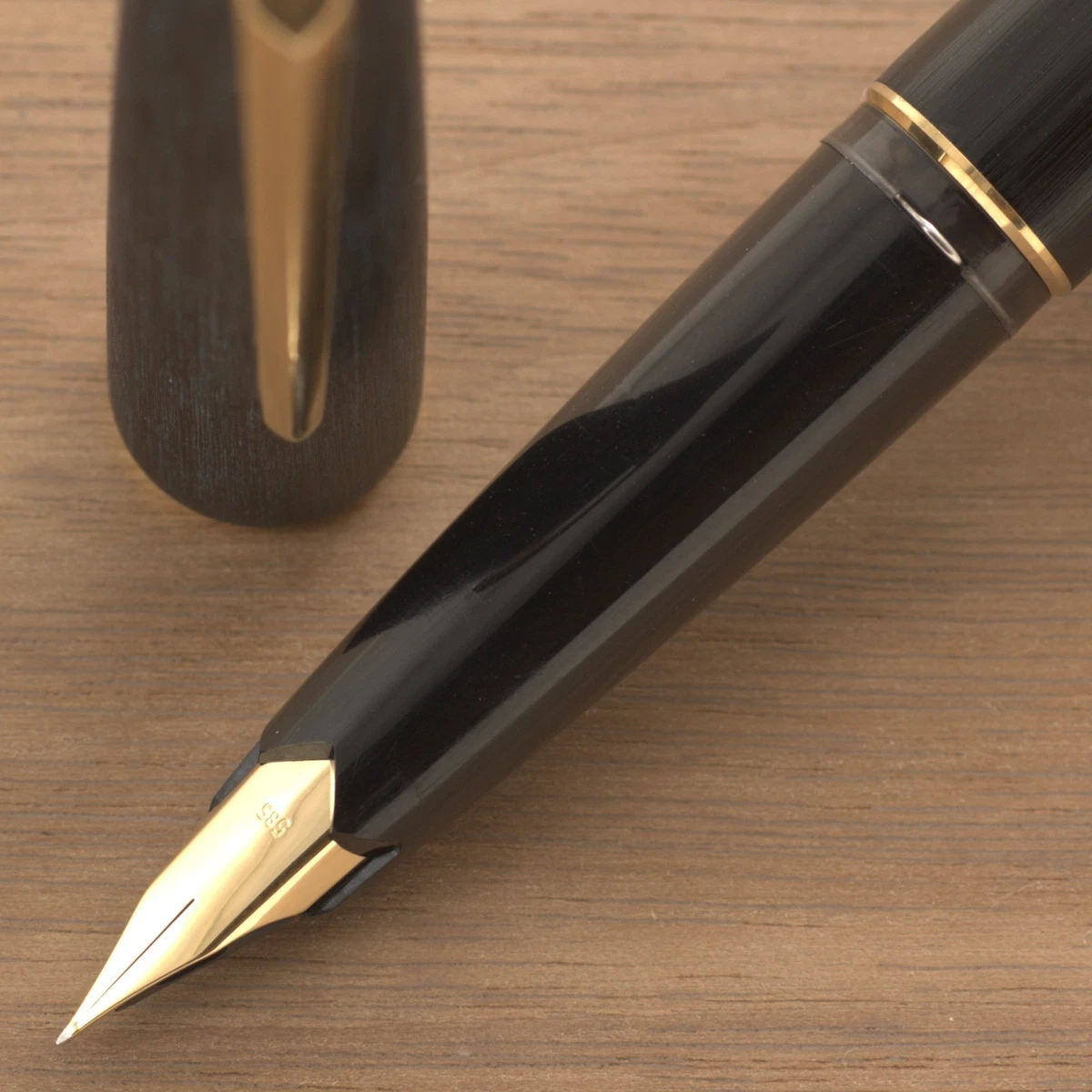 Gold, 14K Nib Collectible Montblanc Fountain Pens for sale | eBay