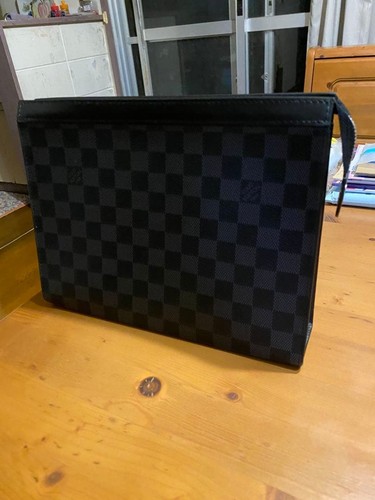 LOVIS VUITTON Damier Graphite Pochette Plaza Voyage in Good Condition