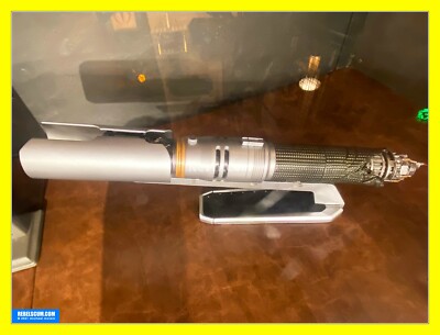 NEW CAL KESTIS LEGACY LIGHTSABER DISNEY STAR WARS GALAXYS EDGE