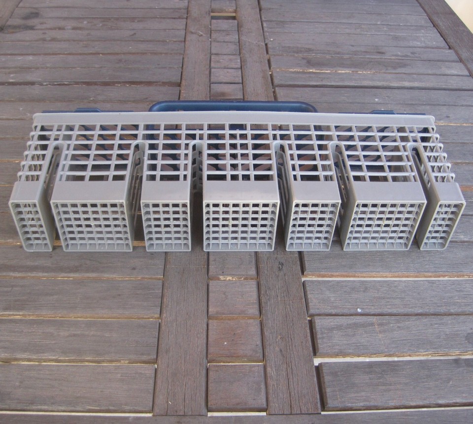 Samsung Dishwasher Silverware Cutlery Basket with Lids P/N 6730000278