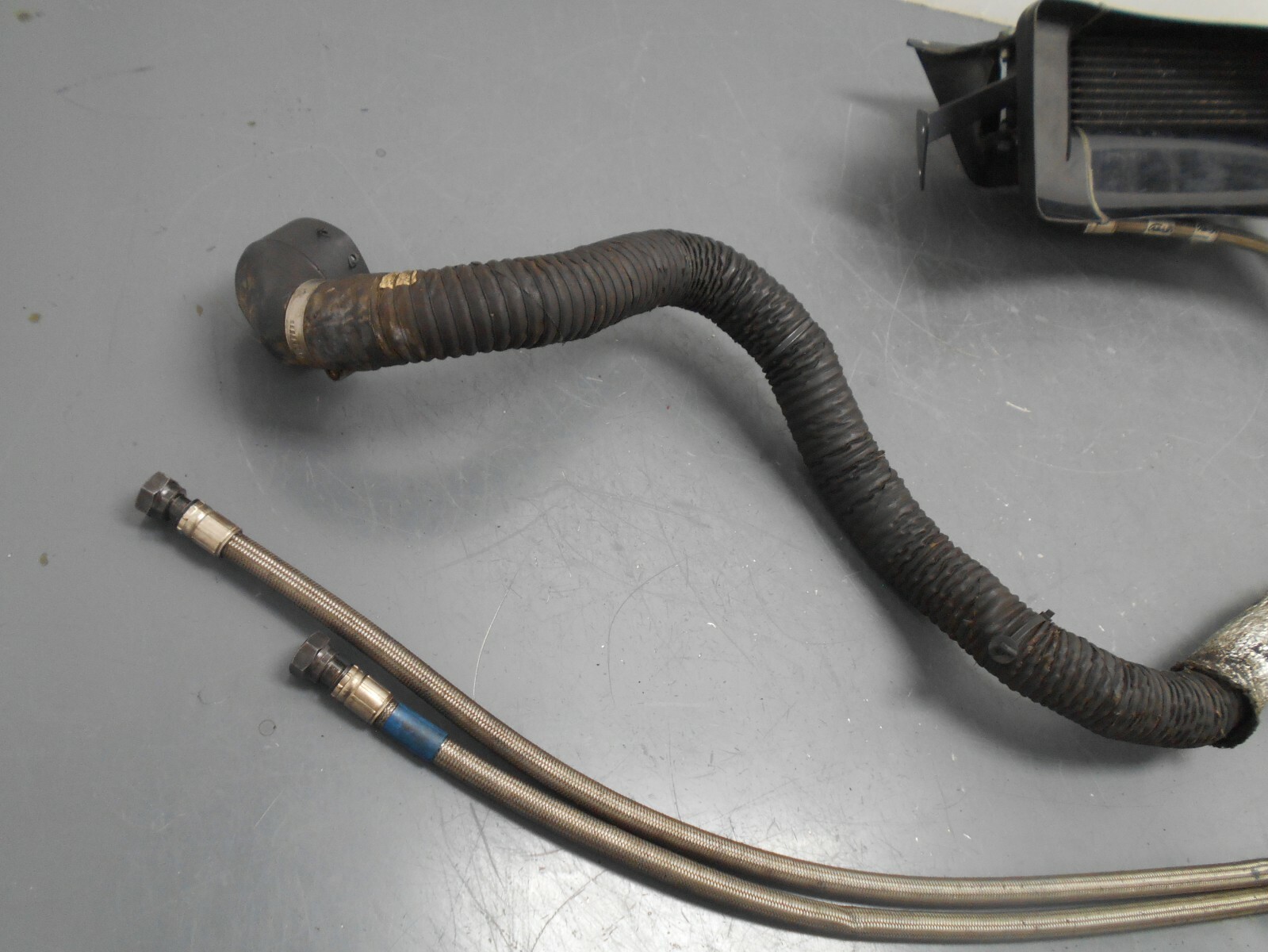 2007 06 07 08 Lamborghini Gallardo Right Oil Cooler Air Conveyor Ducts #4601 L7
