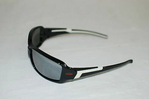 雷蛇氙气 X1 太阳镜黑色镜框带烟雾镜片块 100% UVA 和 UVB 射线 — 第 3/3 张图片