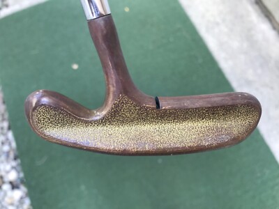 Acushnet BullsEye LA FEMME 33A Flange Putter 33 inch with Original