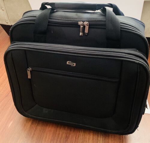 Solo Classic Rolling Case, Black, Laptop Bag Fair Condition See Pics