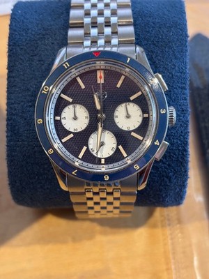 HZ. Watches HZ.02 Chronograph Grade 5 Titanium Meca-Quartz Chronograph Watch
