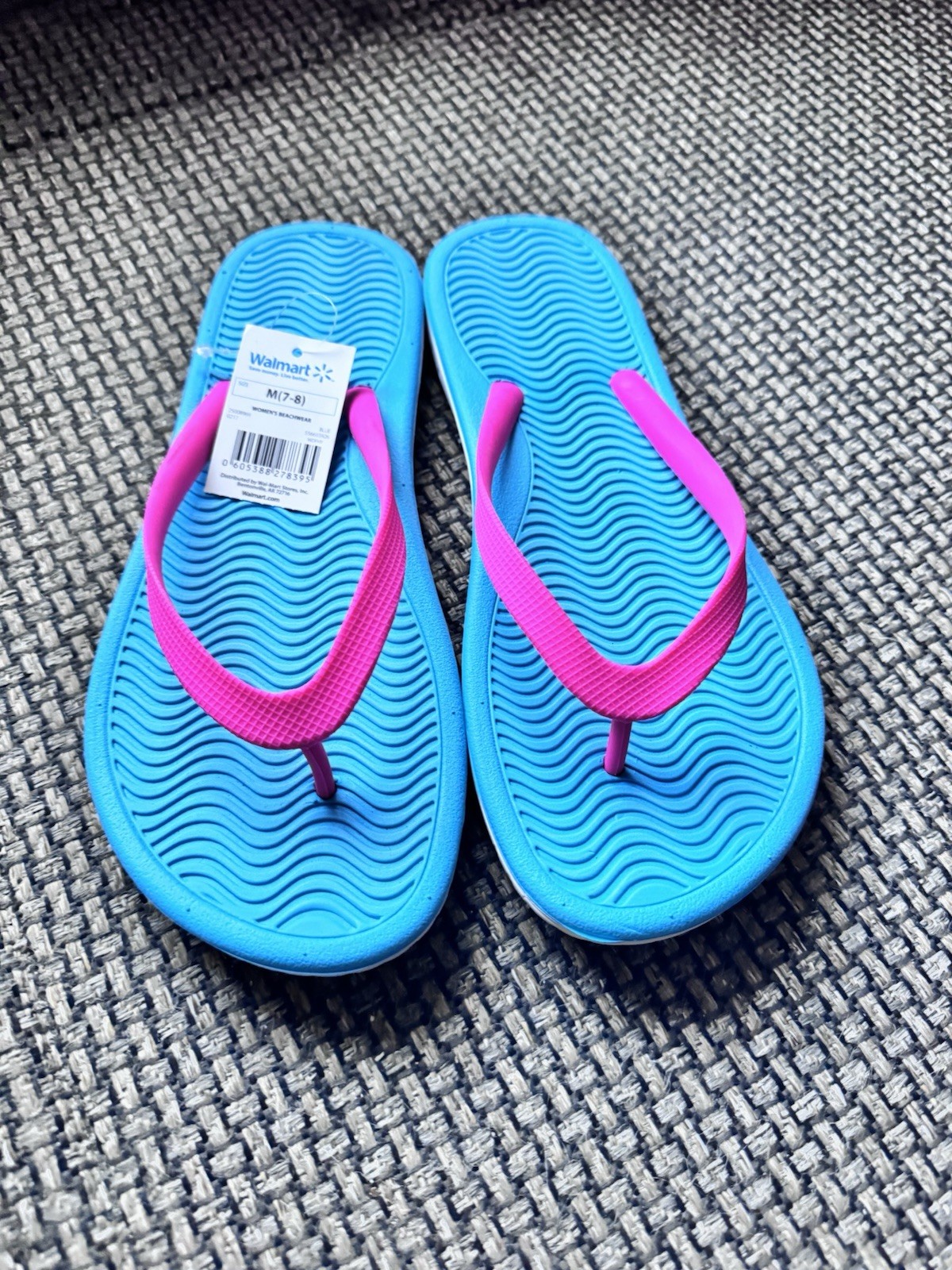 Flip Flops Teal W/ Pink Straps  M 7/8 New-image