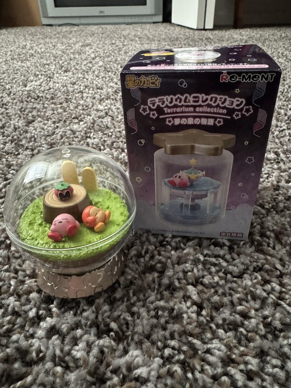 Re-Ment Nintendo Kirby Nap Time Dream Fountain Terrarium Collection Mini Figure