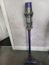 Dyson V10  Cordless Vacuum Cleaner/hoover. Fully cleaned.