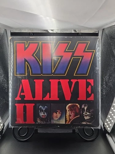 Kiss Alive II 1ST 1977 2LP NBLP 7076 Casablanca SM Press OIS's W/ Booklet VG/VG