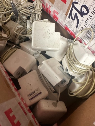 Job Lot 29 x Apple MagSafe 2 Power Adapter 45w 60w 85w for MacBook Air Pro - Picture 2 of 3